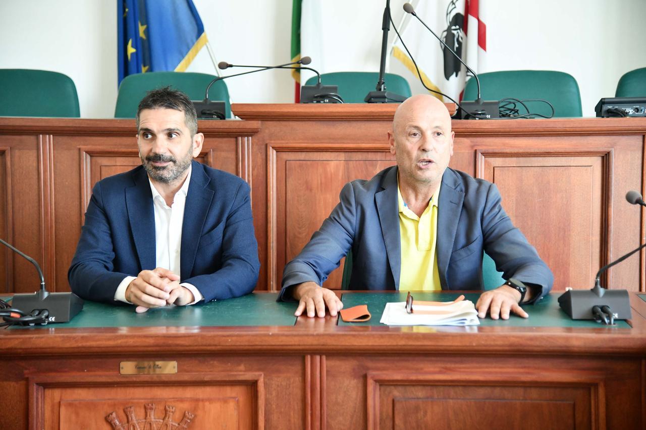 
	Da sinistra Giuseppe Meloni e Rino Piccinnu

