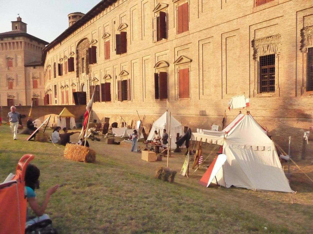 Scandiano, torna il Palio dell’Angelica: cortei, mercati medievali e grandi sfide alla Rocca dei Boiardo