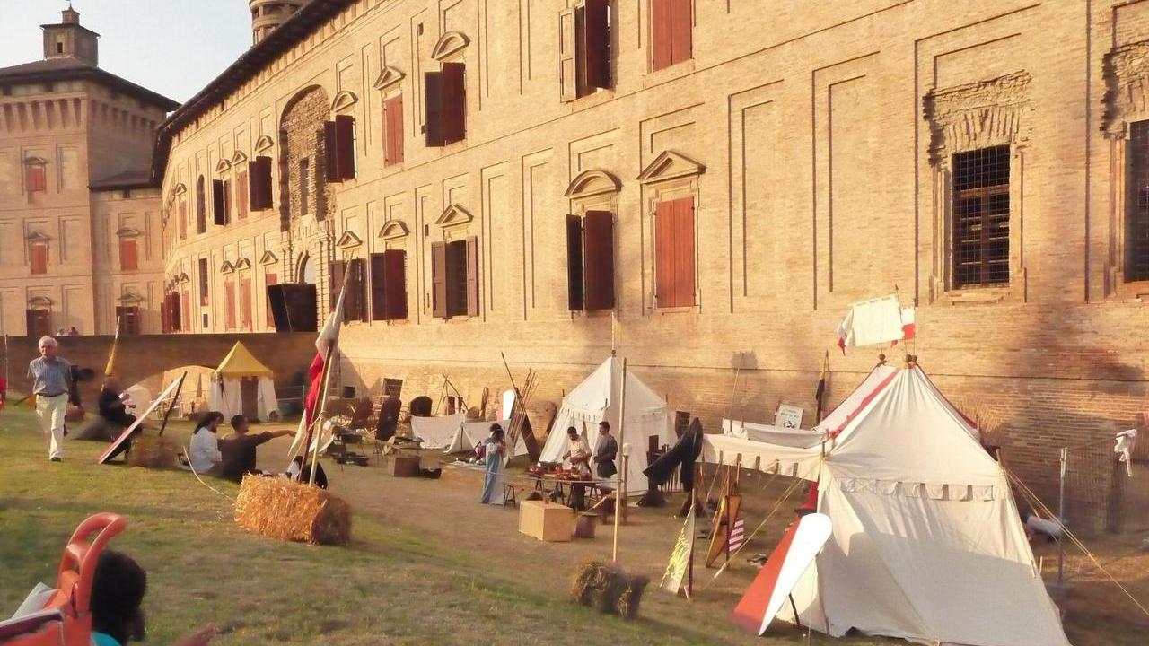 Scandiano, torna il Palio dell’Angelica: cortei, mercati medievali e grandi sfide alla Rocca dei Boiardo