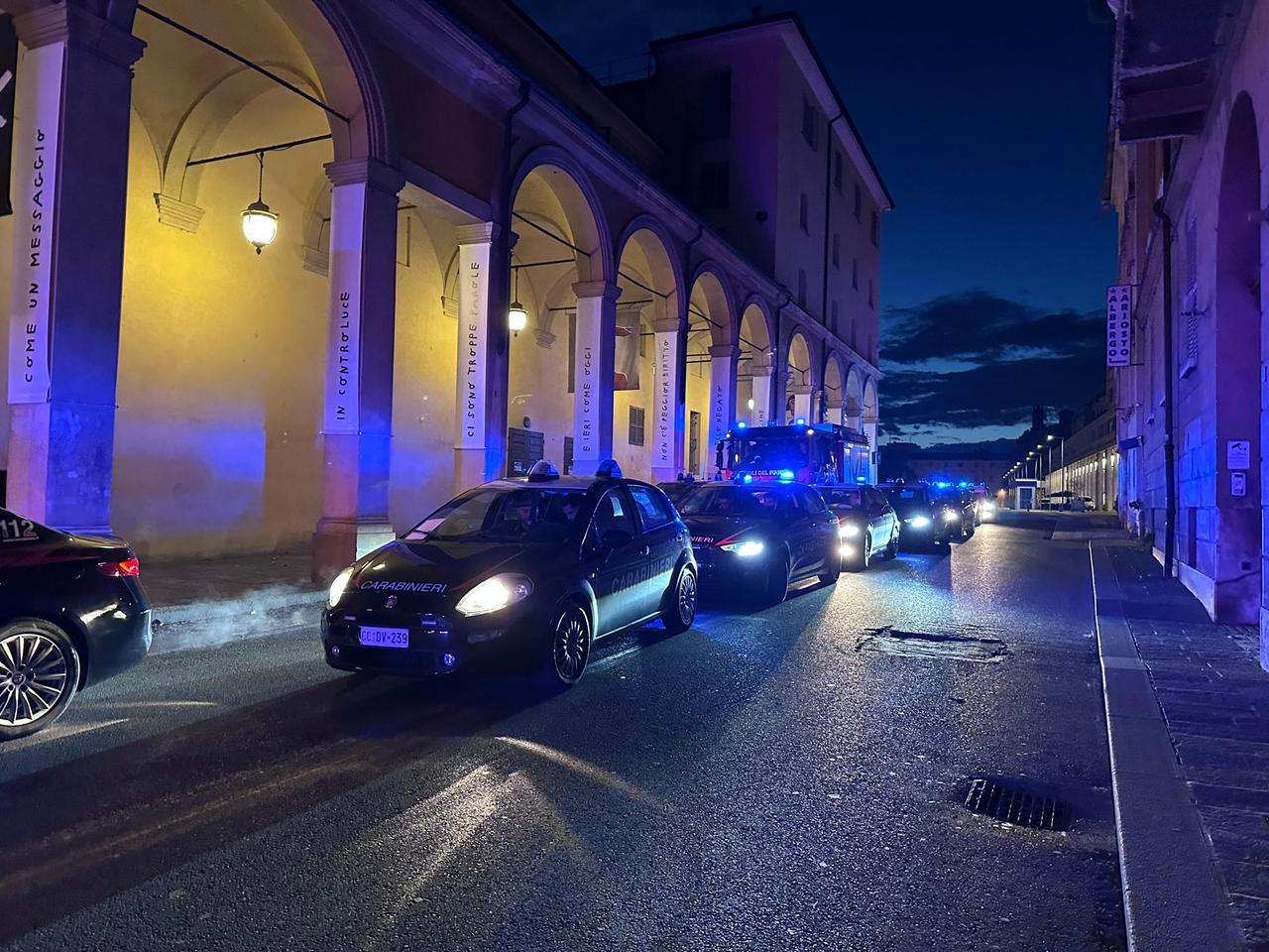 Maxi blitz all’alba al campo nomadi di Rivalta: trovate divise del Sassuolo Calcio