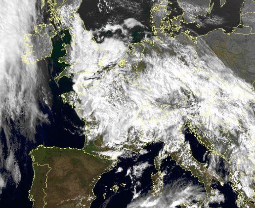 Meteo Reggio Emilia: «In arrivo un crollo delle temperature. Neve in quota? Una possibilità»