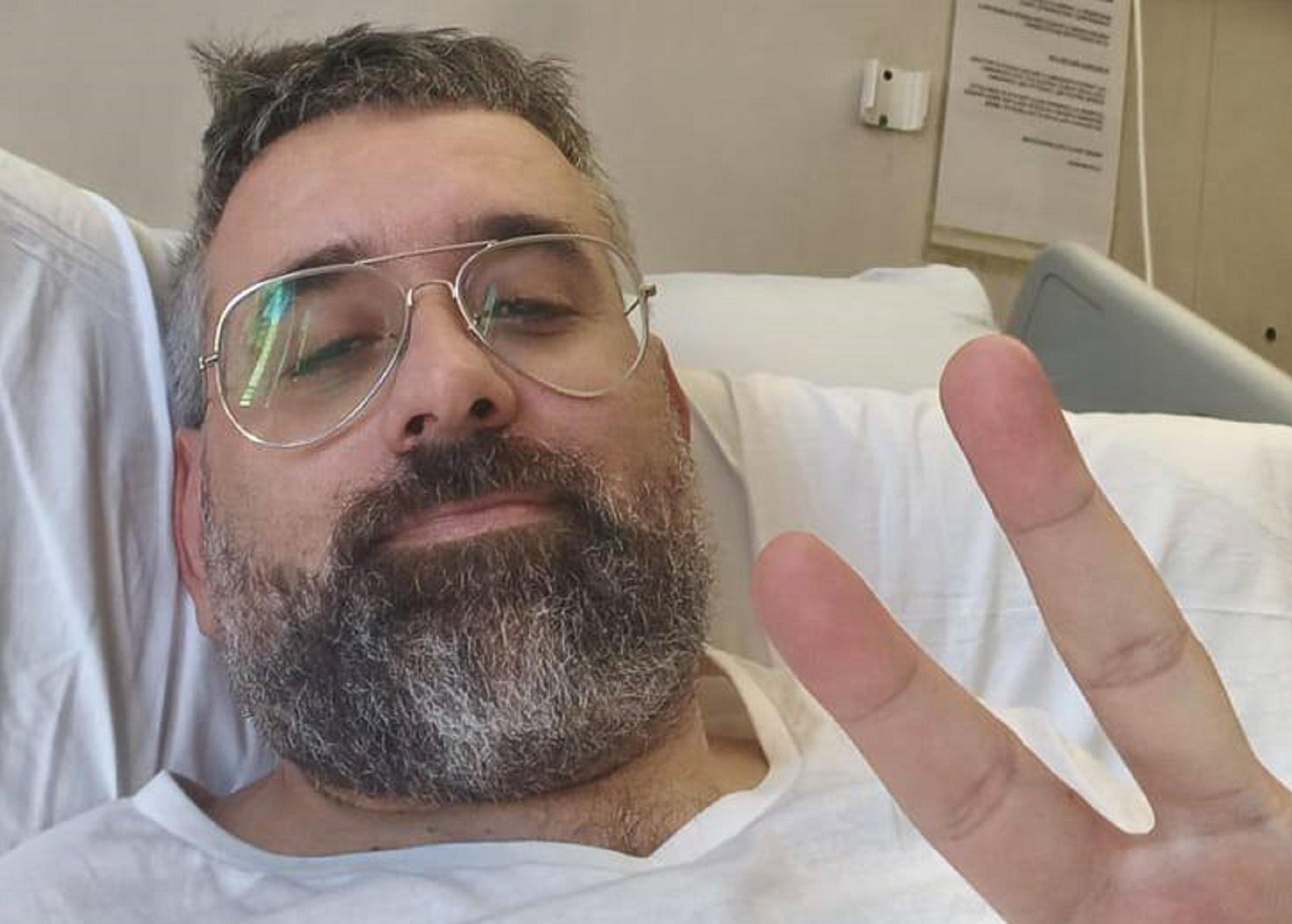 L'ex sindaco di Collesalvetti, Lorenzo Bacci, durante il ricovero