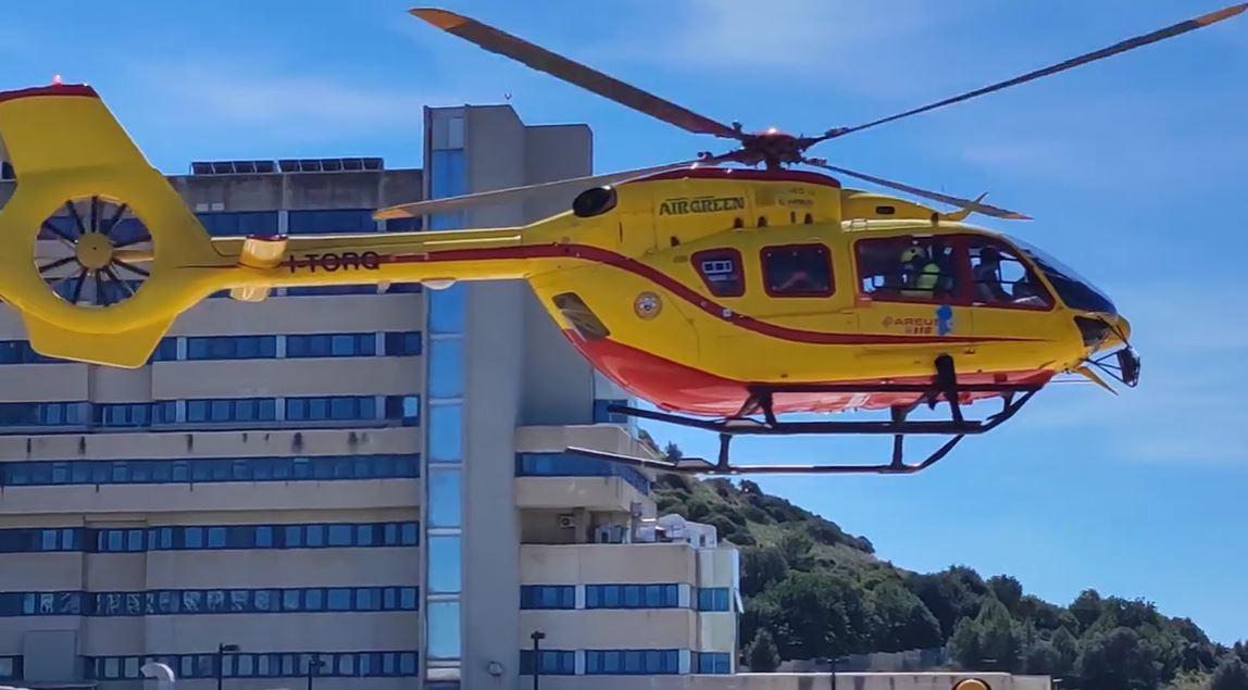 Scontro monopattino – auto: feriti due tredicenni