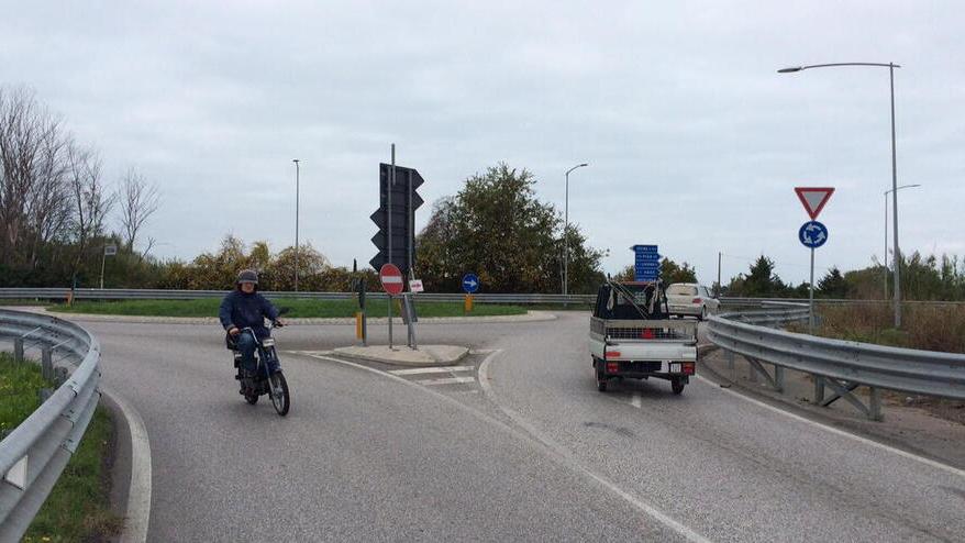 Strade, 206 ancora chiusa ai tir: protestano le associazioni<br>
