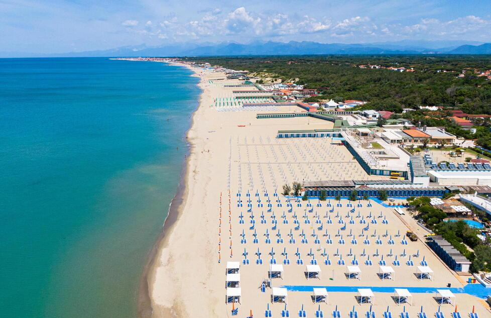 
	Una veduta del litorale pisano

