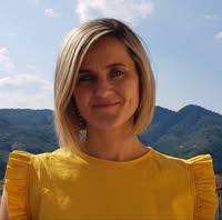 Nostalgia della scuola: l’assessora Alina Coraci si dimette dalla giunta di Pescia