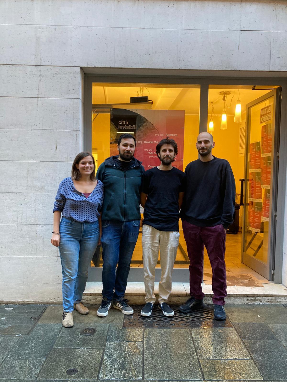 I negozi sfitti tornano a vivere: arte, musica e giovani per rigenerare il centro