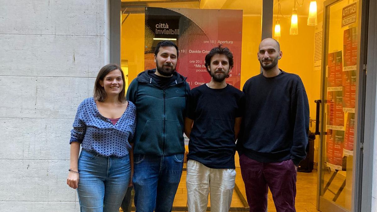 I negozi sfitti tornano a vivere: arte, musica e giovani per rigenerare il centro