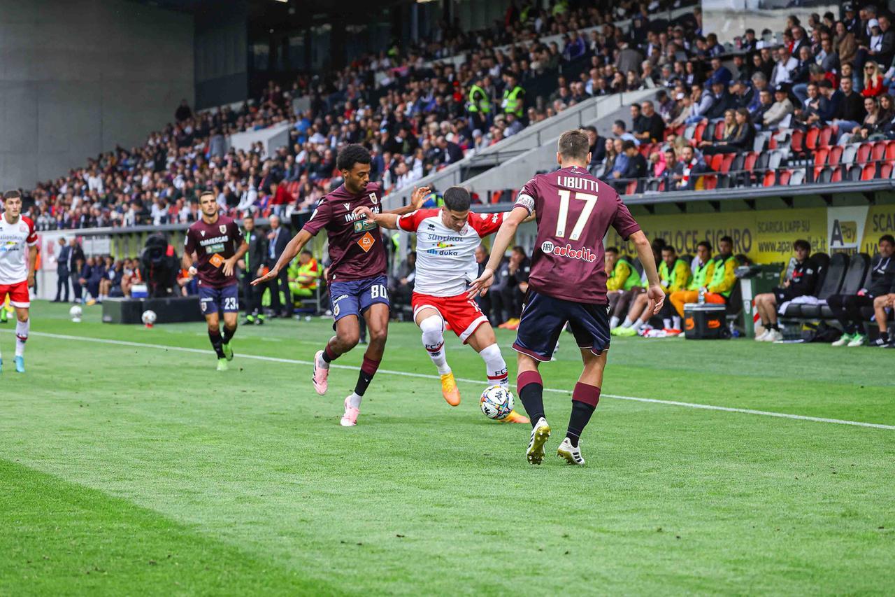 Una brutta Reggiana crolla a Bolzano: vince il Sudtirol 3-1. Rivivi il live