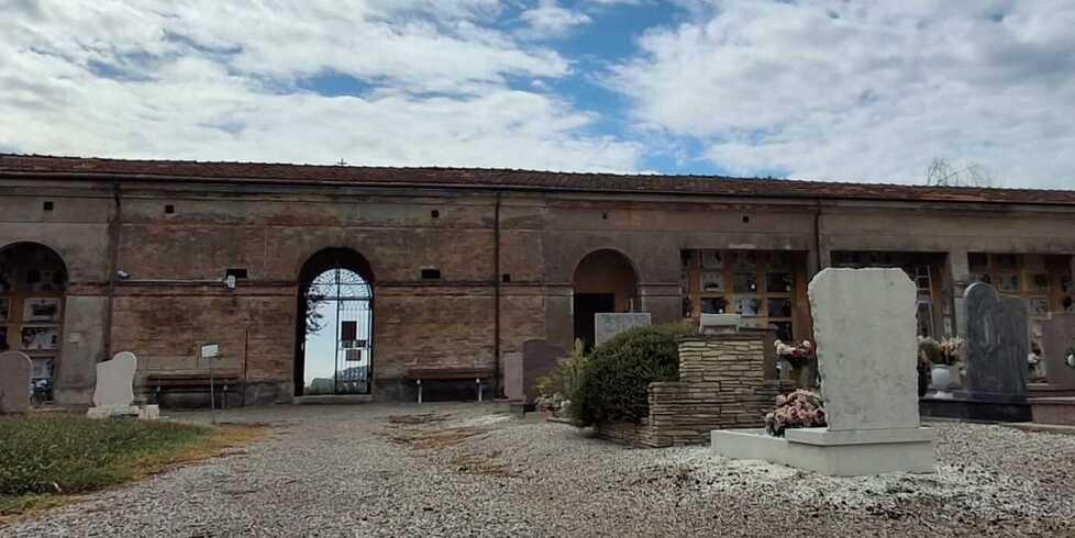 
	Il cimitero di Reno Finalese

