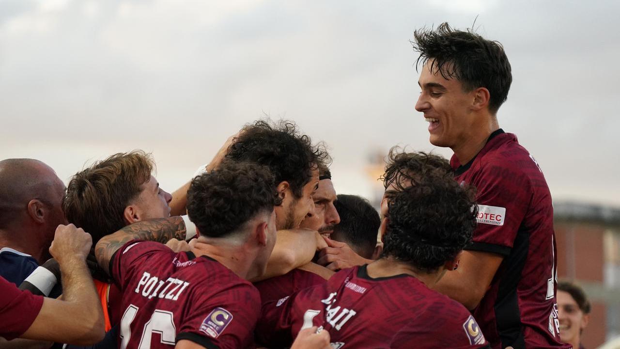 L'esultanza dopo il gol di Vona (foto Stick)