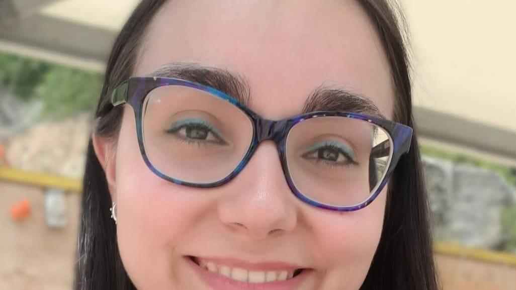 Un'immagine sorridente di Maddalena Carta