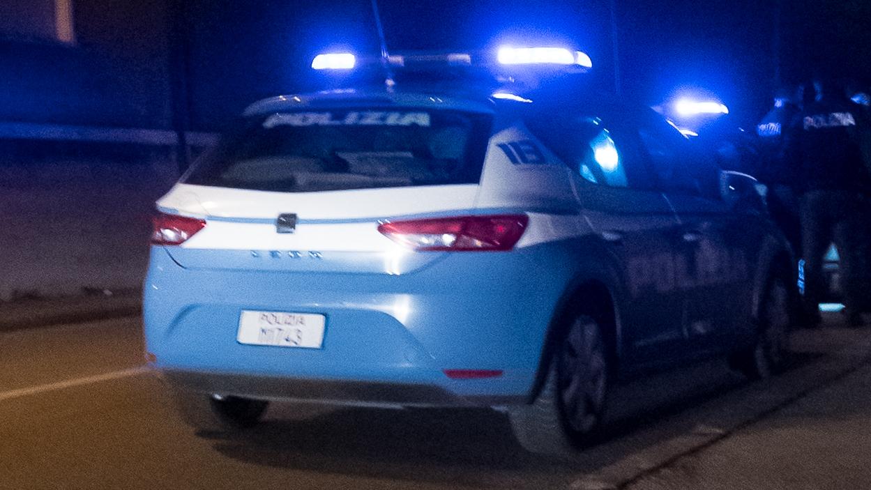 Fuga spericolata in via Padova a Ferrara. L'uomo resta in carcere