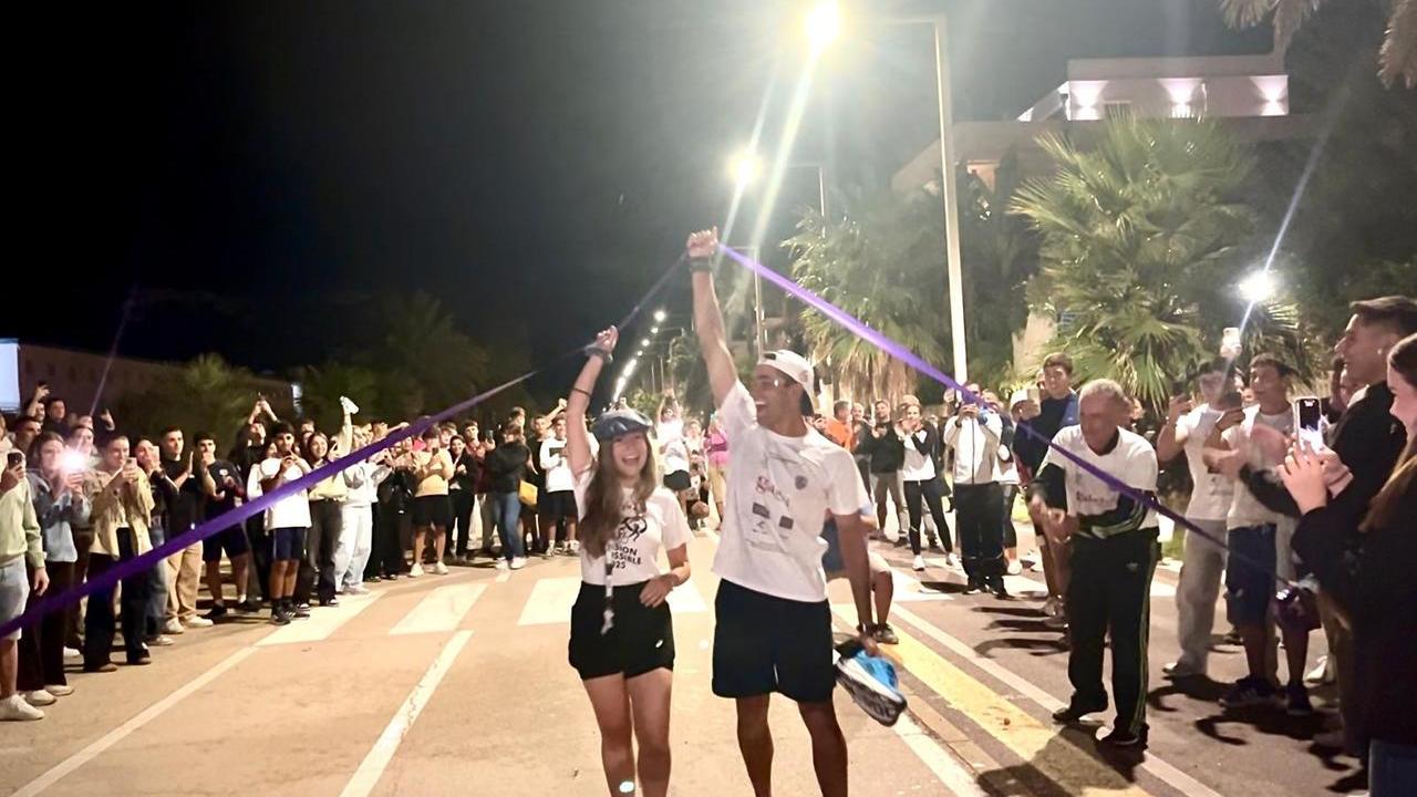 21 Ironman in 21 giorni, Gabriele Catta taglia il traguardo dei 4mila km: «Corro per gli invisibili»