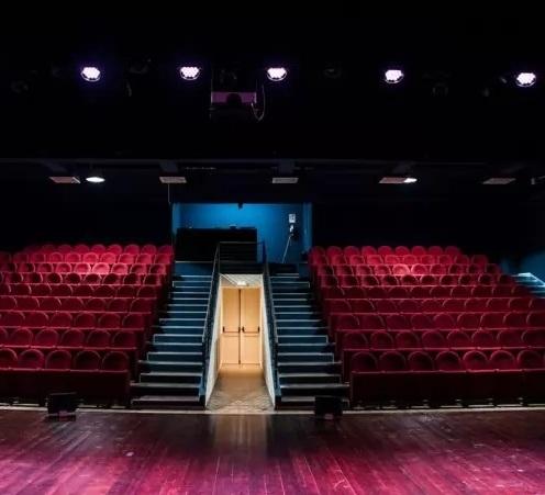 Una raccolta fondi per dare un futuro al teatro indipendente di Buggiano