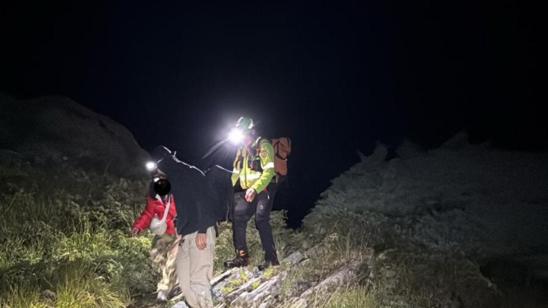 Minucciano, il buio “blocca” due escursionisti