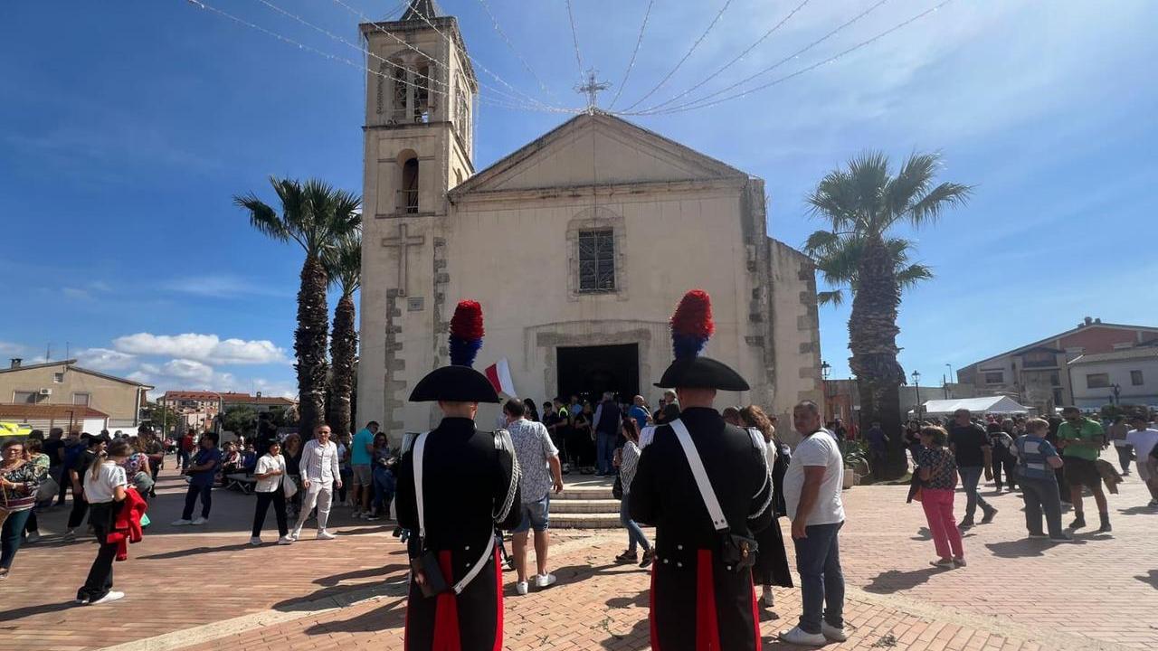 Alla sagra di Santa Greca 14 chili di carne mal conservata: sequestro e multa
