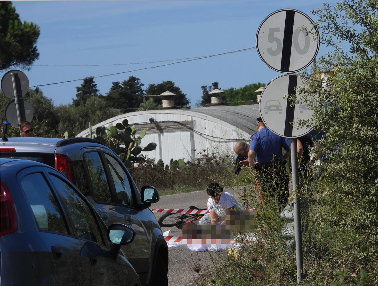 Investito e ucciso, ma i traumi sul corpo della vittima sono pochissimi
