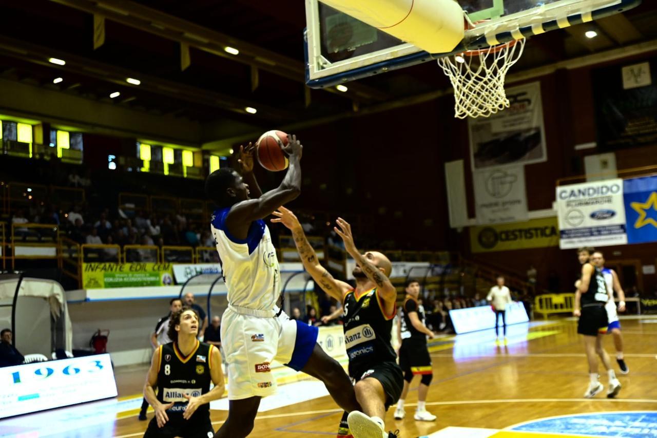 Tiagande è incontenibile. L’Adamant è corsara a San Severo