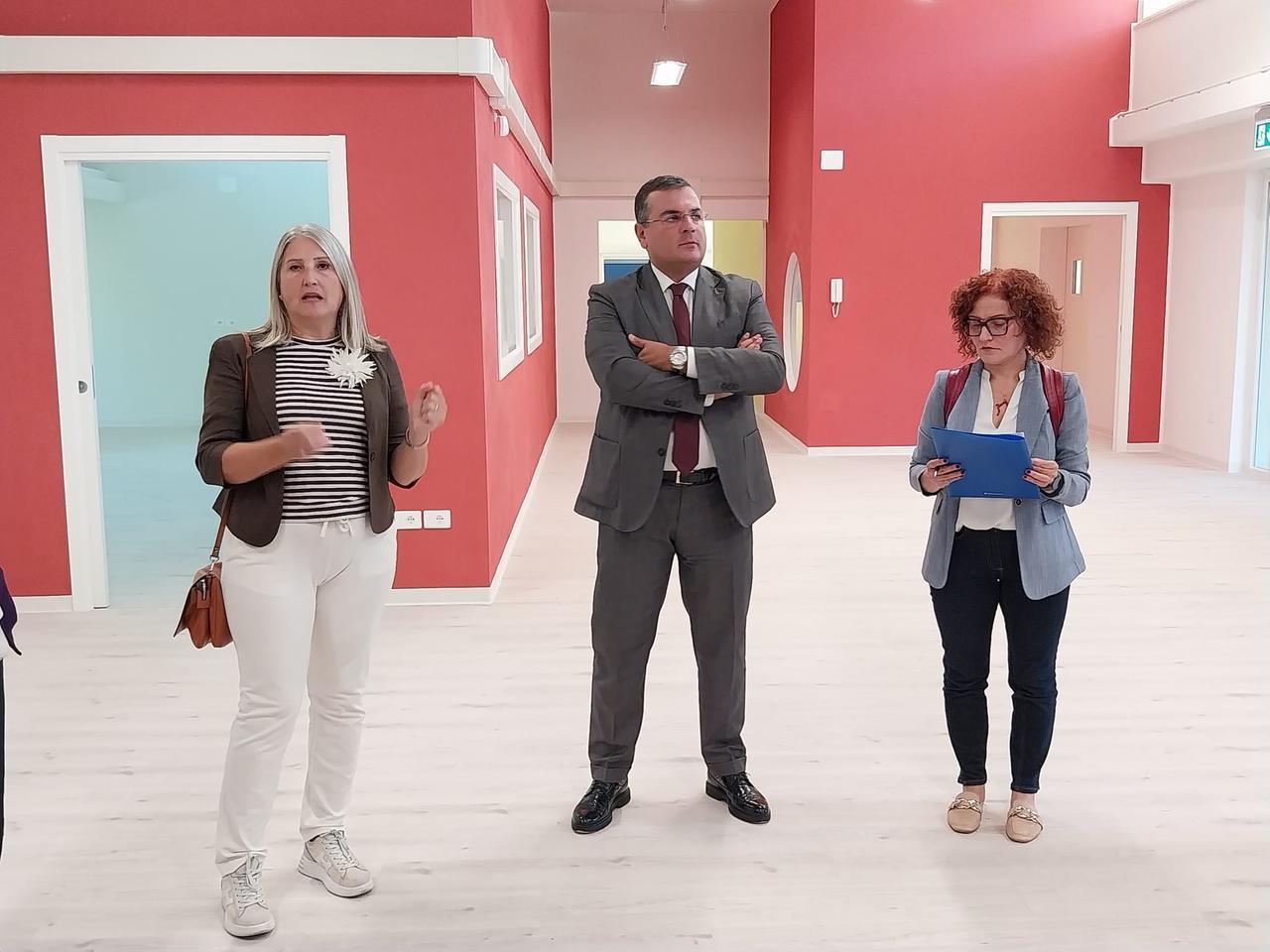 Colori e spazi a misura di bimbi nel nuovo nido in via Quasimodo a Sassari