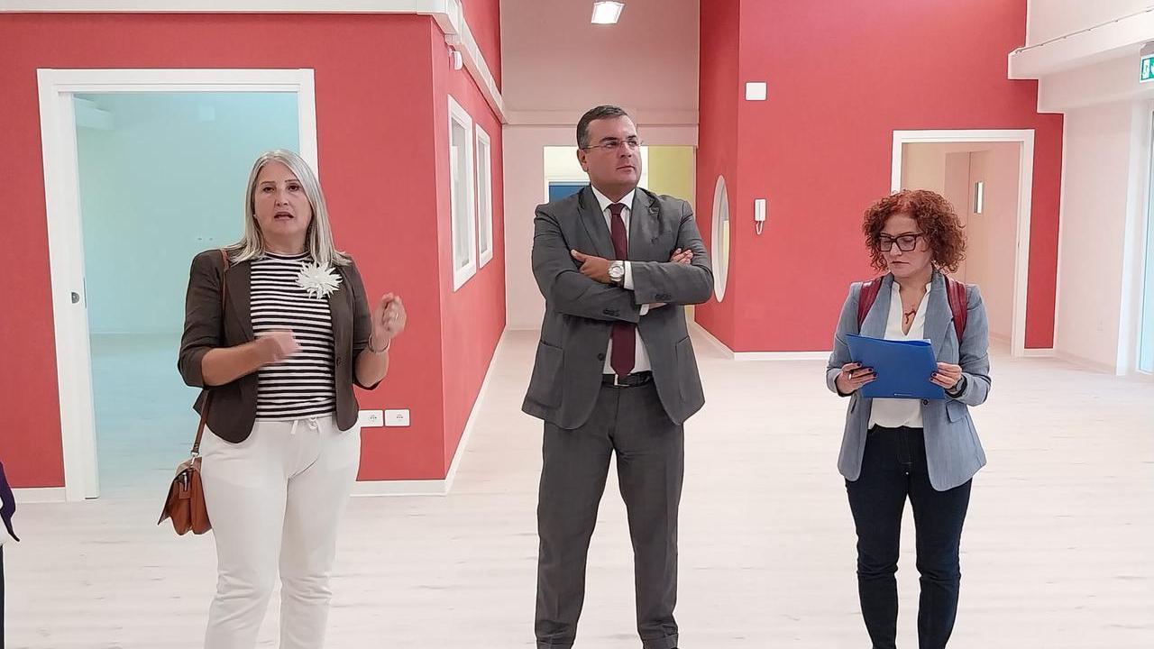 Colori e spazi a misura di bimbi nel nuovo nido in via Quasimodo a Sassari