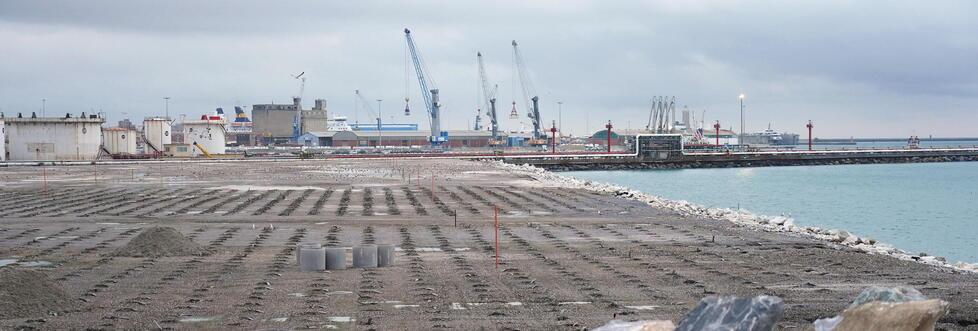 Livorno, la Darsena Europa vive un duello fra big