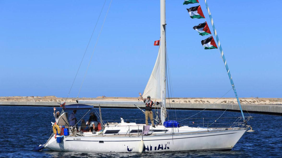 Una imbarcazione che fa parte della flotilla (foto Lapresse)