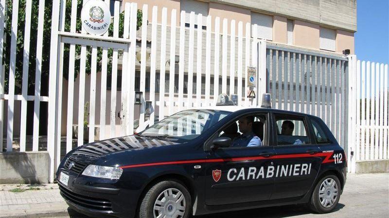 Cocaina e contanti nell’auto, un uomo arrestato per spaccio