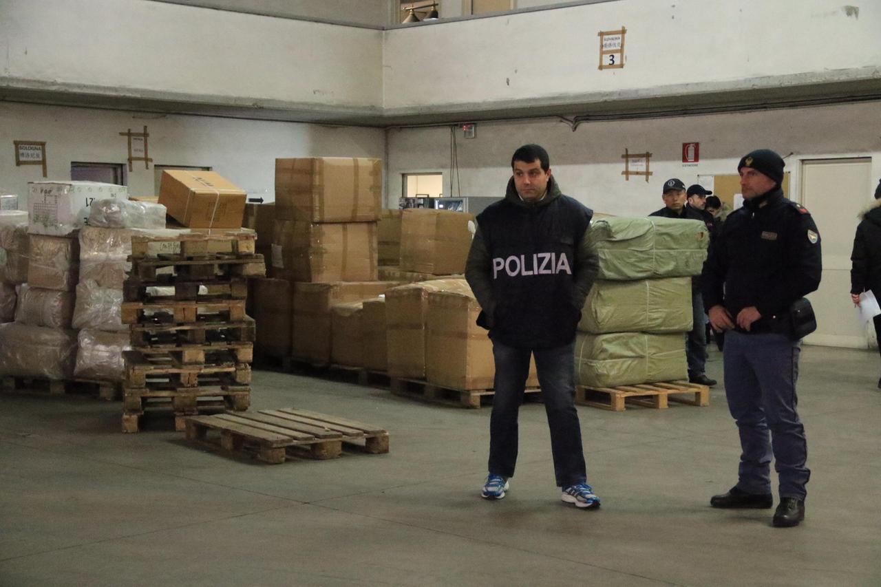 
	Gennaio 2018, le perquisizioni nei magazzini della logistica cinese

