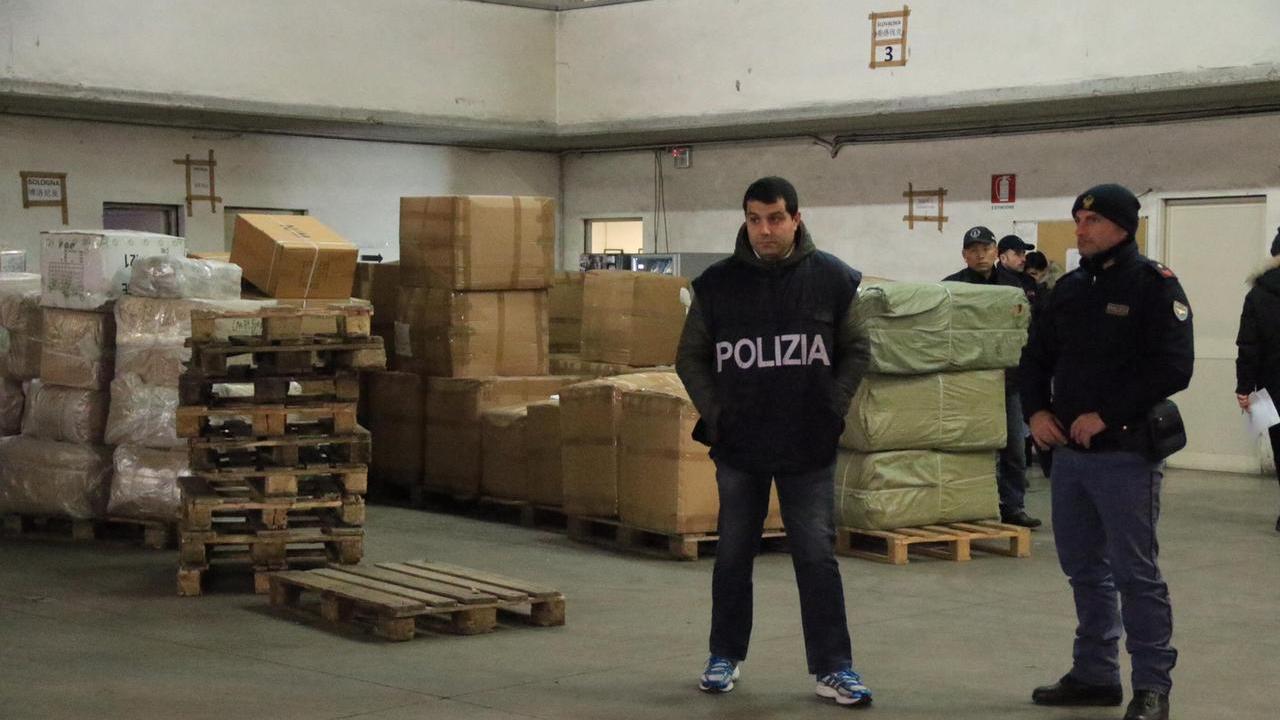 Gennaio 2018, le perquisizioni nei magazzini della logistica cinese