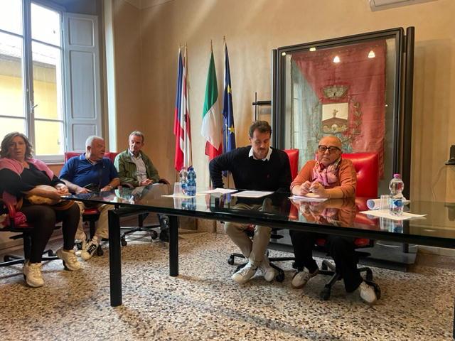 
	Il sindaco Gabriele Gasperini con Laura Frangioni

