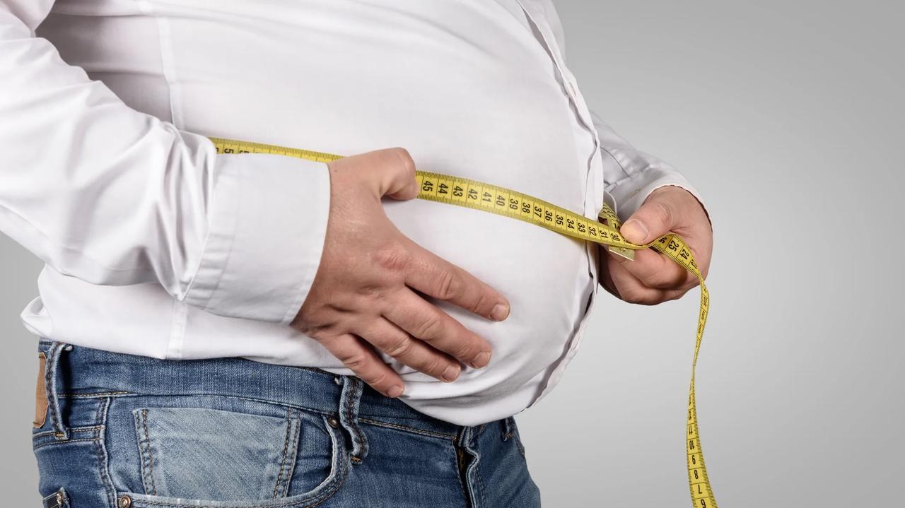L’obesità è ora una malattia riconosciuta per legge in Italia: cosa cambia per visite e cure