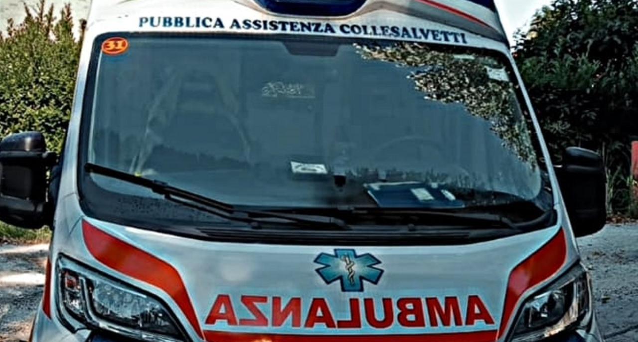 
	Un'ambulanza della Pubblica assistenza di Collesalvetti (foto d'archivio)

