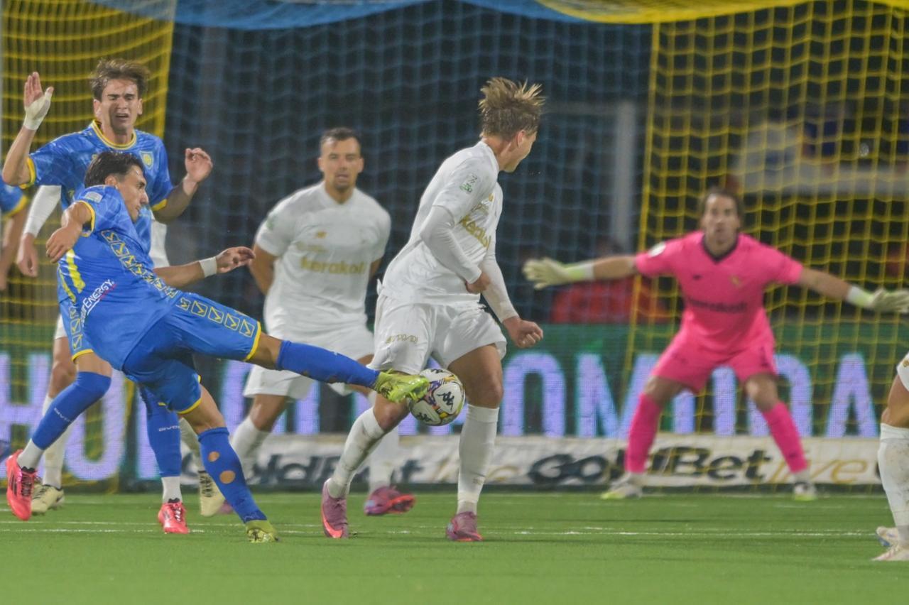 
	Modena Carrarese 0-0

