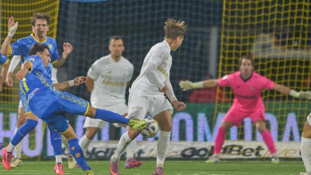 Modena Carrarese 0-0