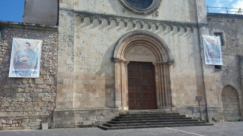 Padre Zirano beato sassarese: folla attesa in piazzale Segni 
