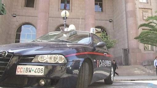 Truffa e riciclaggio, 13 persone a processo