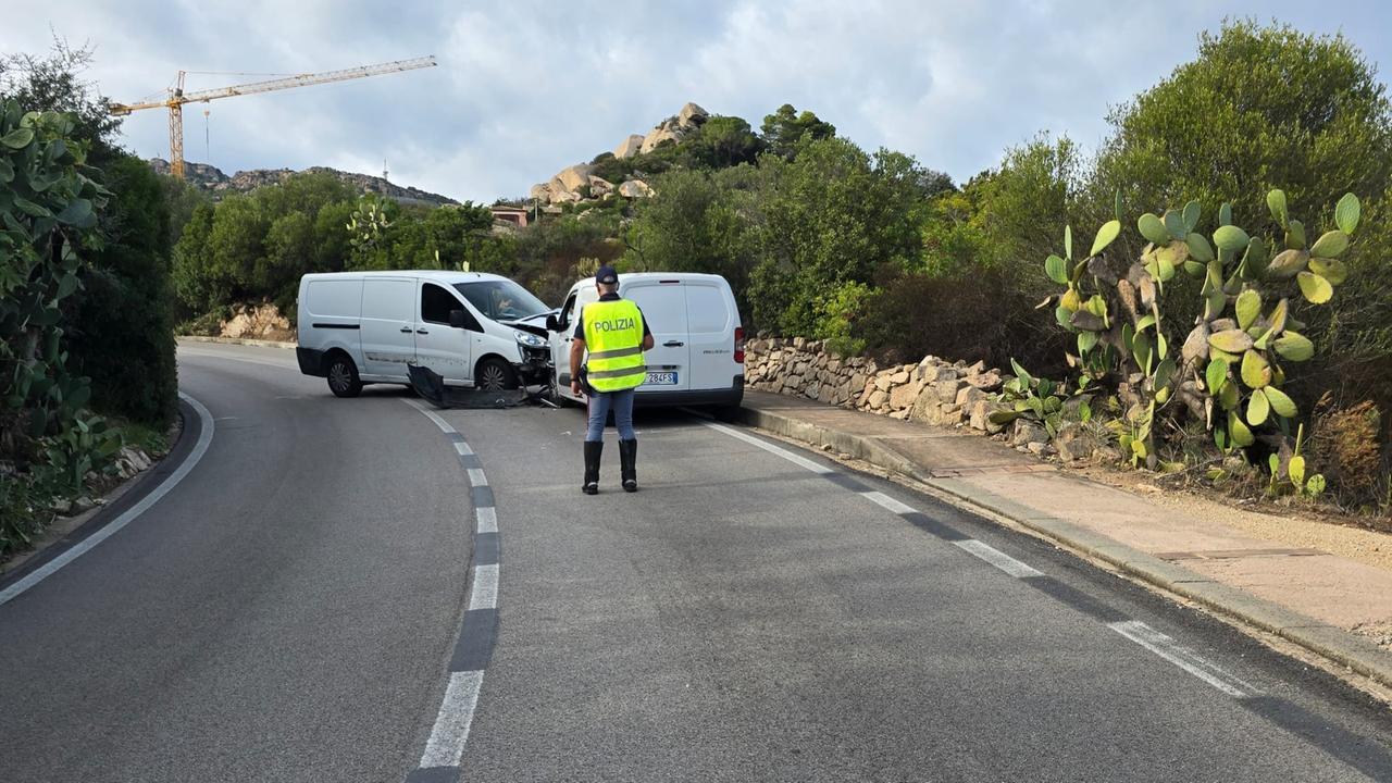 
	La polizia stradale sul luogo dell'incidente

