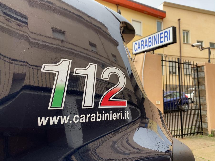 In casa con due molotov e una bicicletta rubata: arrestato un 63enne