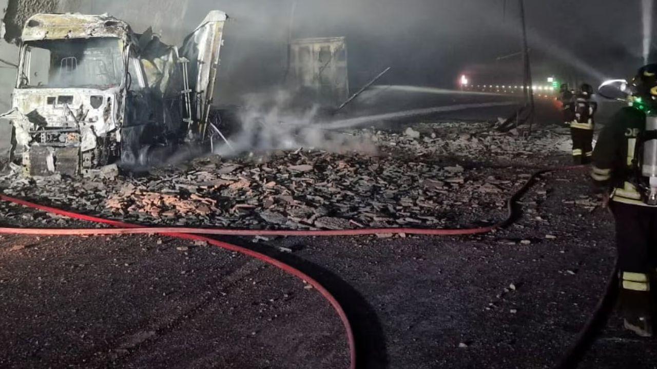 
	Il camion&nbsp;andato a fuoco

