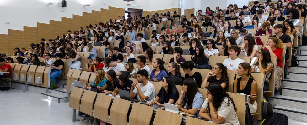 Unife, la prima studentessa palestinese. Sospese tre collaborazioni con Israele