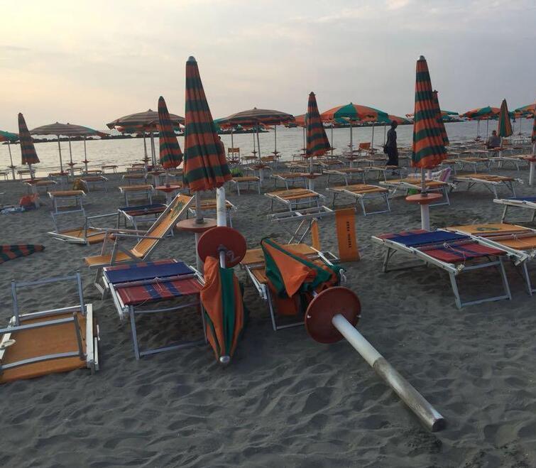 “Beach tutor” per l’estate 2026 ai Lidi: «Garantita la sicurezza in spiaggia»