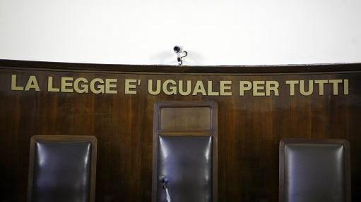 Lucca, errore dopo l'operazione alla vescica: muore e la famiglia sarà risarcita con 700mila euro