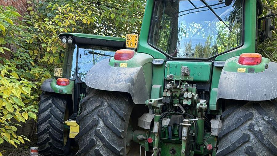 Castellarano, spariscono due trattori dall’azienda agricola Tincani Aldino. Spuntano poche ore dopo a Rubiera