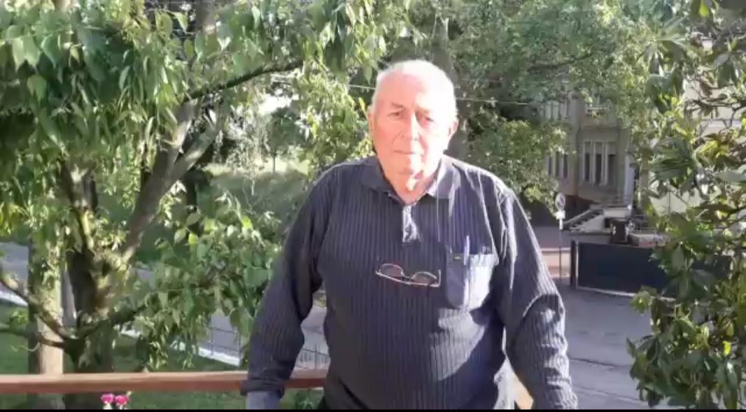 A 90 anni scrive un libro di poesie «Sono le ispirazioni di un nonno»