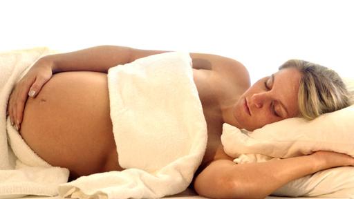 Sei professionisti su dieci non conoscono l’indennità di maternità: le 10 domande sui diritti dei lavoratori