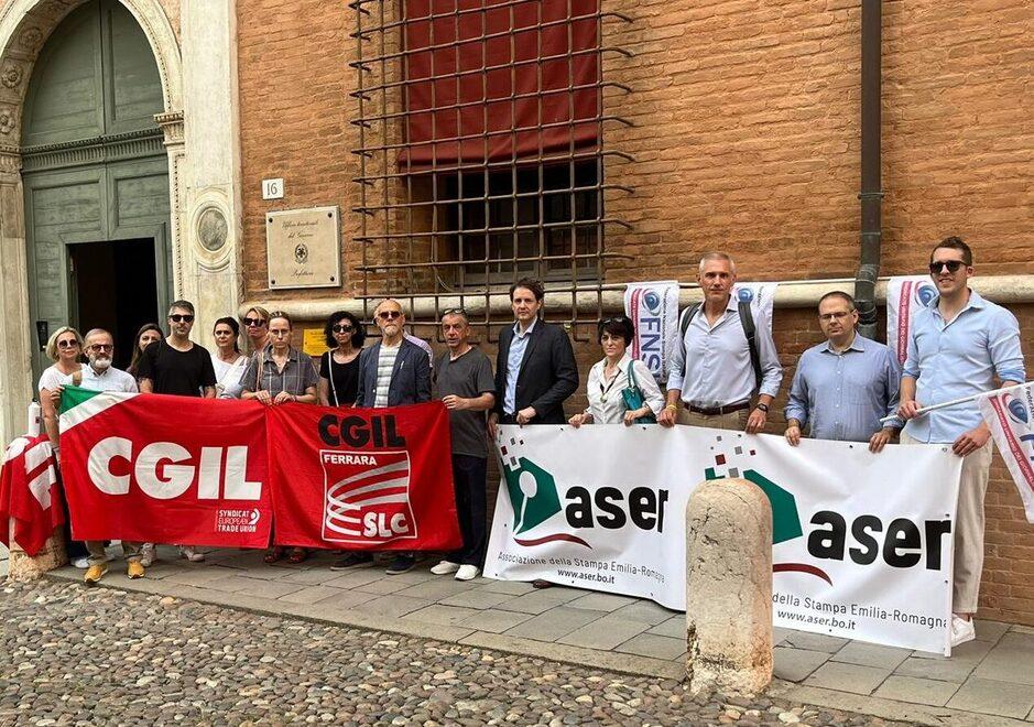 Stipendi ancora a zero e dimissioni. A Ferrara Telestense rischia la chiusura