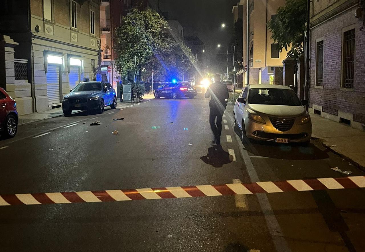 
	Il tratto di viale Muratori dove la vittima si &egrave; accasciata ed &egrave; stata soccorsa

