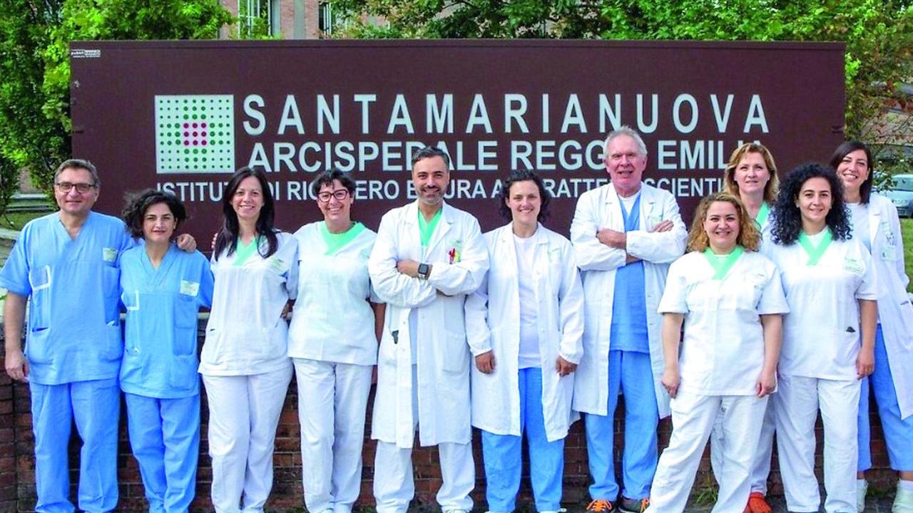 Un bimbo di un anno riacquista l’udito a Reggio Emilia: intervento innovativo con impianto cocleare intelligente