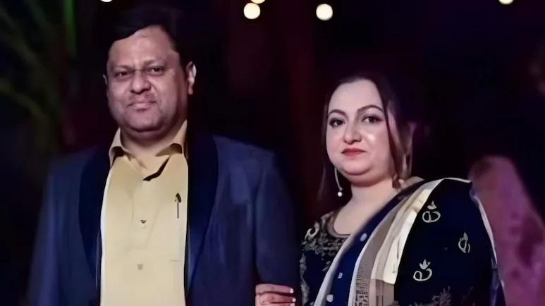 Javed Akhtar con la moglie Nadira